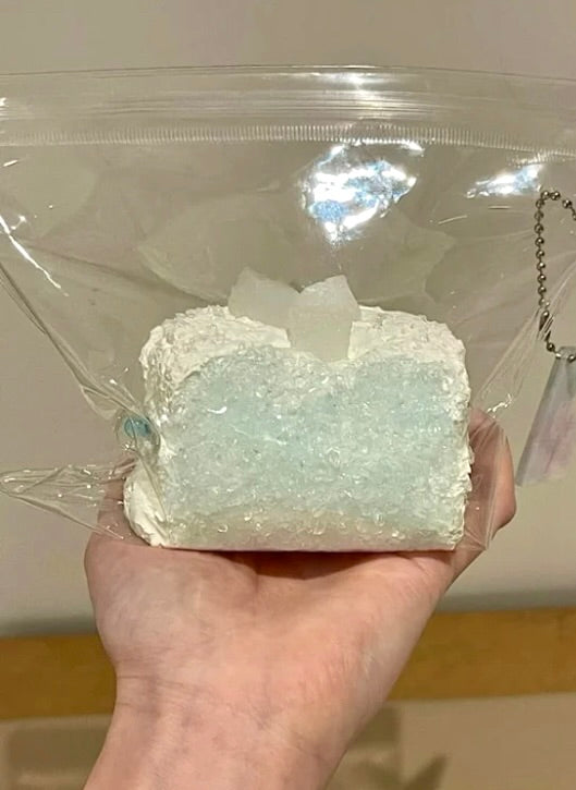juanmi blue crystal toast【close at 4.26 19:30 CST】